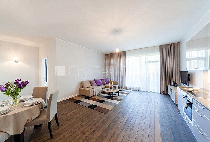 Новостройка, благоустроенная озеленённая территория, подземная стоянка, лифт, Юрмала - изображение 1