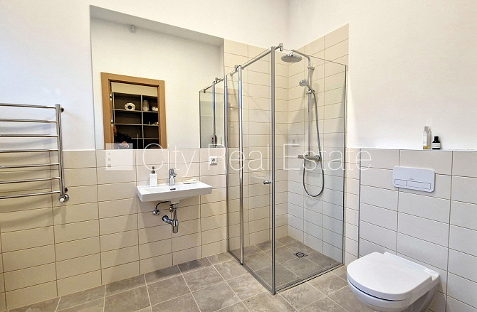 Частный дом, новостройка, дом во дворе, межэтажные железобетонные перекрытия, Юрмала - изображение 16