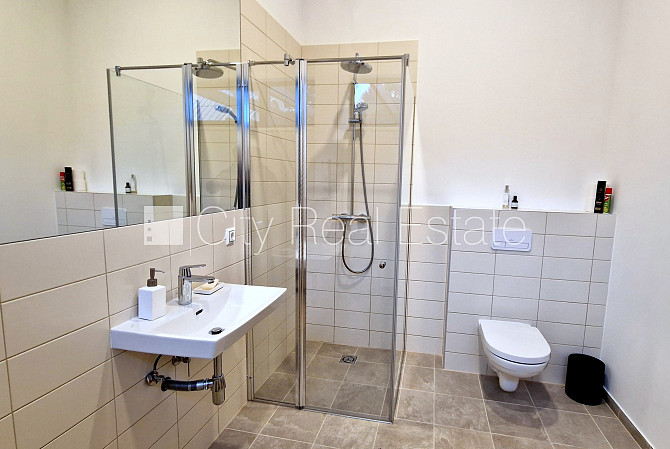 Частный дом, новостройка, дом во дворе, межэтажные железобетонные перекрытия, Юрмала - изображение 17