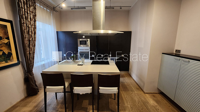 Фасадный дом, реновированный дом, вход с улицы, апартаменты люкс, лифт, лестничная Рига - изображение 6