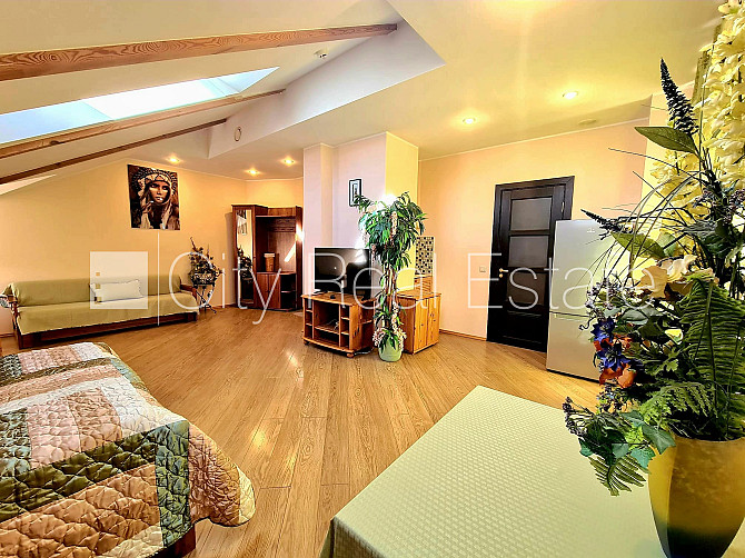 Фасадный дом, благоустроенный озеленённый двор, закрытый двор, территория Рига - изображение 7