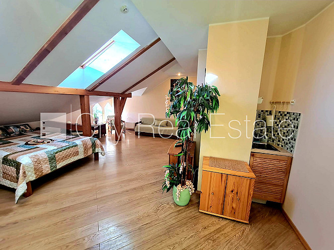 Фасадный дом, благоустроенный озеленённый двор, закрытый двор, территория Рига - изображение 4