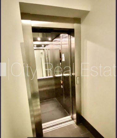 Pagalma ēka, ieeja no pagalma, ir lifts, sauna, guļamistabu skaits 3 gab., viesistaba, sporta Rīga - foto 17