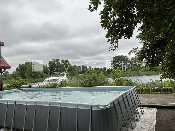 Šo dzīvokli izīrē pa diennaktīm (īstermiņa īre), īres cena sludinājumā norādīta par Rīga - foto 3