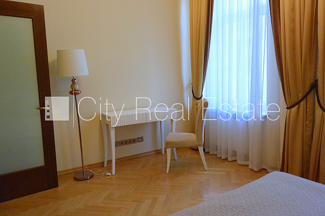 Fasādes māja, slēgta teritorija, ieeja no ielas, ir lifts, balkons, guļamistabu skaits 2 gab., Rīga - foto 10