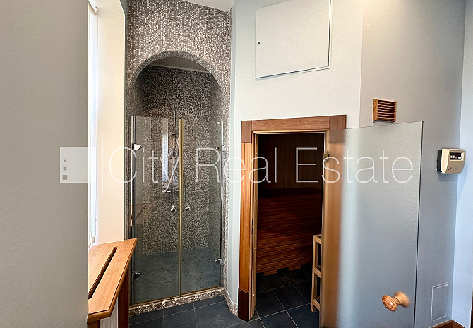 Фасадный дом, реновированный дом, благоустроенная озеленённая территория, Рига - изображение 19