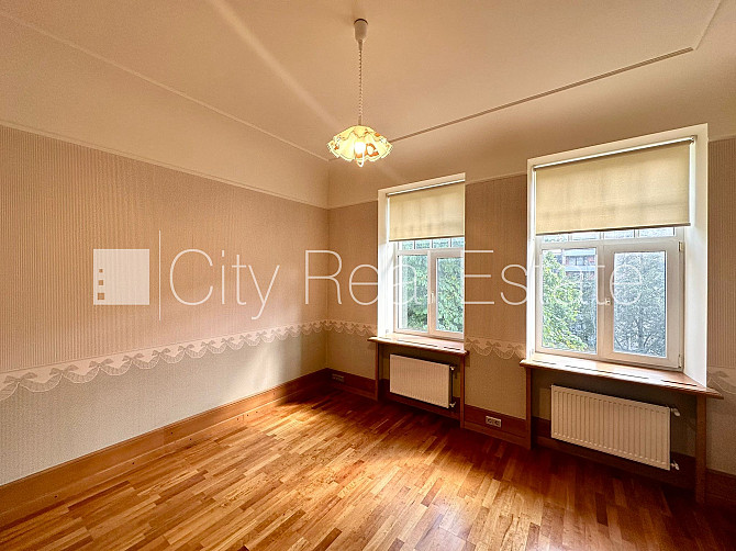 Фасадный дом, реновированный дом, благоустроенная озеленённая территория, Рига - изображение 7