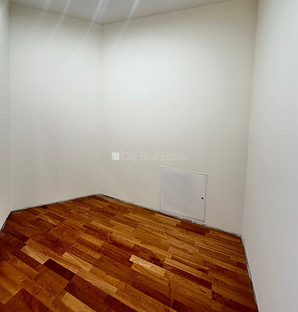 Фасадный дом, реновированный дом, благоустроенная озеленённая территория, Рига - изображение 16