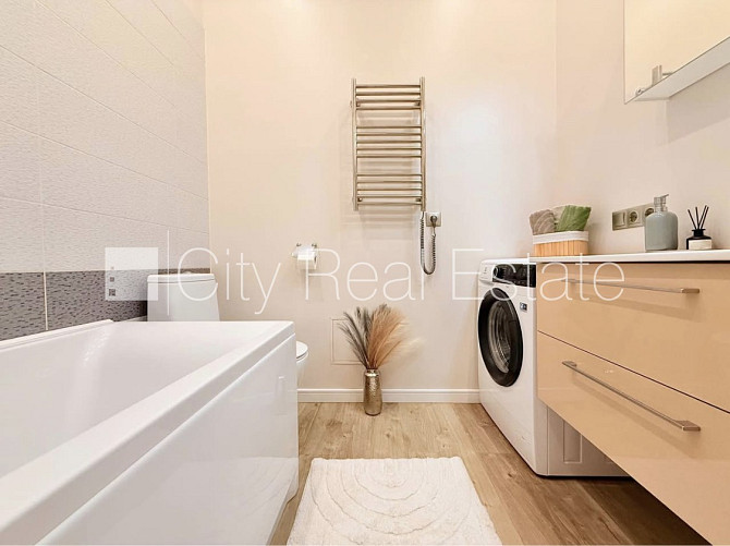 Renovēta māja, slēgts pagalms, ir lifts, kāpņu telpa pēc kapitālā remonta, studio tipa, Rīga - foto 6