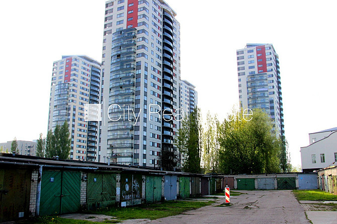 Земля в собственности, территория обнесена забором, закрытая территория, гараж Рига - изображение 7