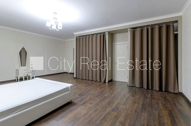 Земля в собственности, реновированный дом, поменянное покрытие крыши, кирпичные Рига - изображение 14