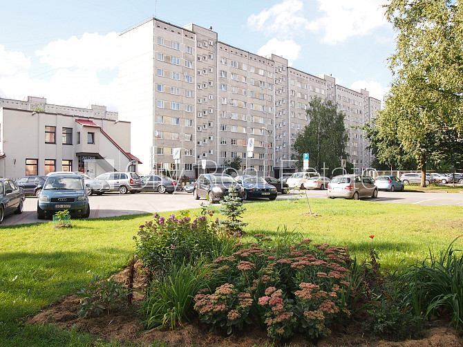 Labiekārtots apzaļumots pagalms, vieta automašīnai, iestiklota lodžija, guļamistabu skaits 2 Rīga - foto 18