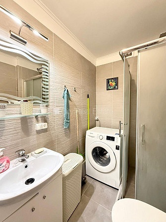 Pagalma ēka, renovēta māja, labiekārtota apzaļumota teritorija, vieta automašīnai, Rīga - foto 19