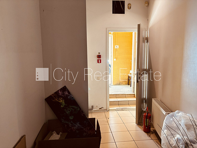 Namīpašums, centrālā apkure, pārplānots, plastikāta stikla pakešu logi, krāsotas sienas, Rīga - foto 6