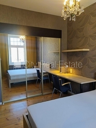 Fasādes māja, renovēta māja, slēgts pagalms, ieeja no ielas, ir lifts, kāpņu telpa pēc Rīga - foto 7