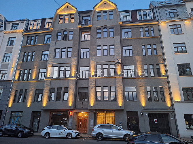 Реновированный дом, закрытый двор, лифт, лестничная клетка после капитального Рига - изображение 12