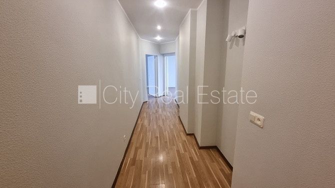 Реновированный дом, закрытый двор, лифт, лестничная клетка после капитального Рига - изображение 7