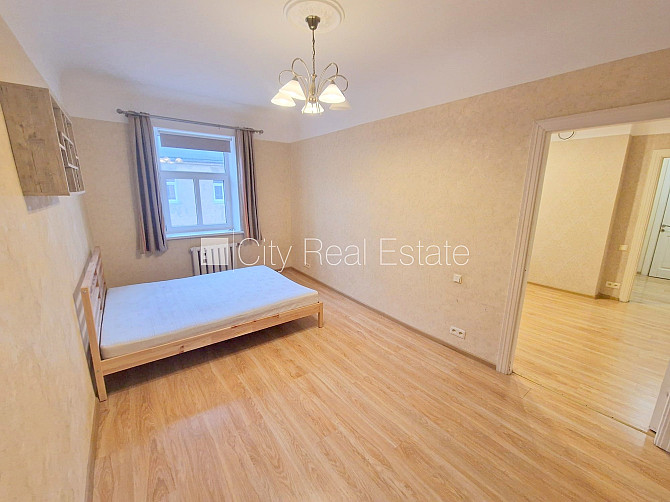 Fasādes māja, renovēta māja, labiekārtota apzaļumota teritorija, luksuss apartamenti , ir Rīga - foto 3