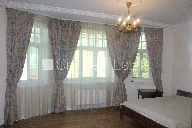 Fasādes māja, renovēta māja, slēgts pagalms, ieeja no ielas un pagalma, ir lifts, kāpņu Rīga - foto 8