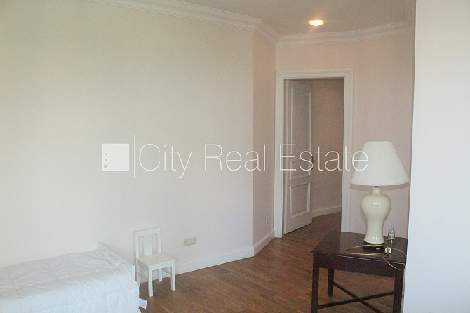 Fasādes māja, renovēta māja, slēgts pagalms, ieeja no ielas un pagalma, ir lifts, kāpņu Rīga - foto 18