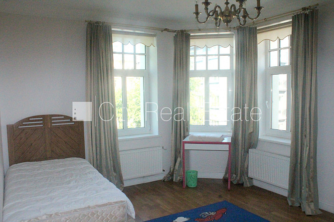 Fasādes māja, renovēta māja, slēgts pagalms, ieeja no ielas un pagalma, ir lifts, kāpņu Rīga - foto 15