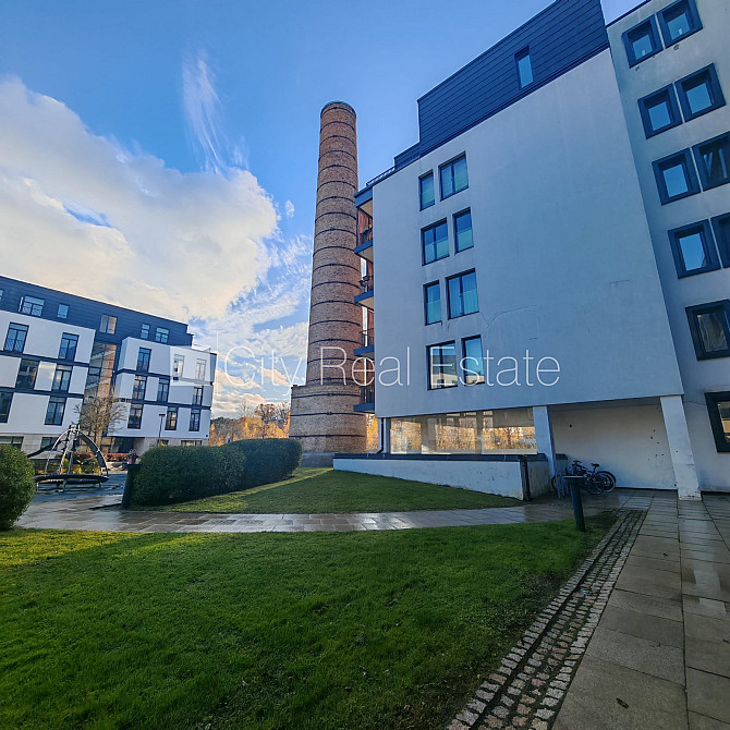 Jaunceltne, fasādes māja, labiekārtota apzaļumota teritorija, slēgts pagalms, teritorijas Rīga - foto 20