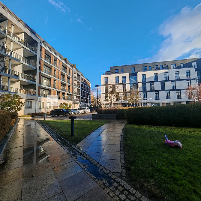 Jaunceltne, fasādes māja, labiekārtota apzaļumota teritorija, slēgts pagalms, teritorijas Rīga - foto 17