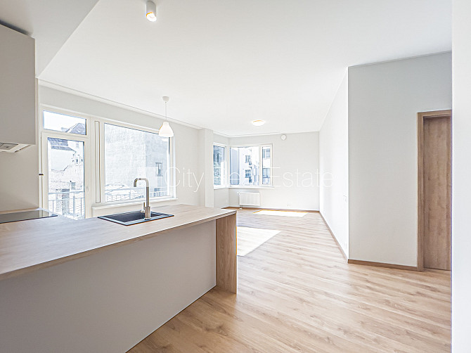 Здание во дворе, реновированный дом, закрытая территория, возможность аренды Рига - изображение 4