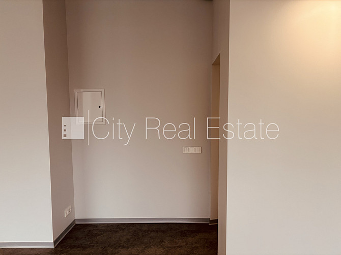 Fasādes māja, slēgts pagalms, apkure-gaisa siltumsūknis, boilers karstajam ūdenim, gaisa Rīga - foto 14