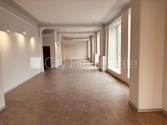 Fasādes māja, slēgts pagalms, apkure-gaisa siltumsūknis, boilers karstajam ūdenim, gaisa Rīga - foto 4