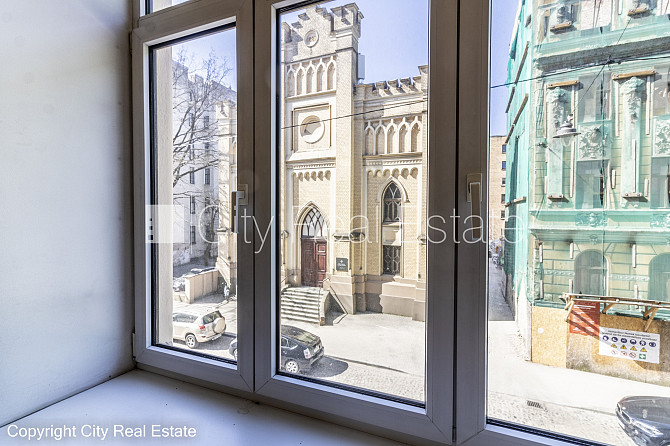 Фасадный дом, реновированный дом, благоустроенная озеленённая территория, Рига - изображение 3