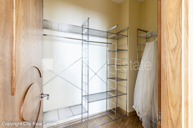 Фасадный дом, реновированный дом, благоустроенная озеленённая территория, Рига - изображение 20