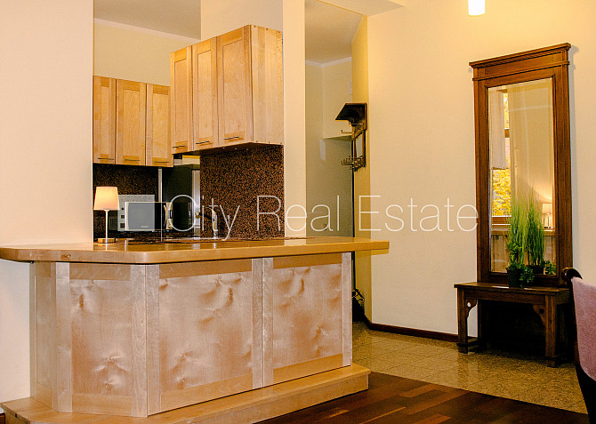 Šo dzīvokli izīrē pa diennaktīm (īstermiņa īre), īres cena sludinājumā norādīta par Rīga - foto 13