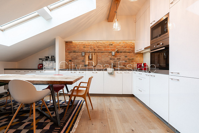 Teritorijas iebrauktuves vārti aprīkoti ar automatizētu atvēršanās un aizvēršanās Rīga - foto 3