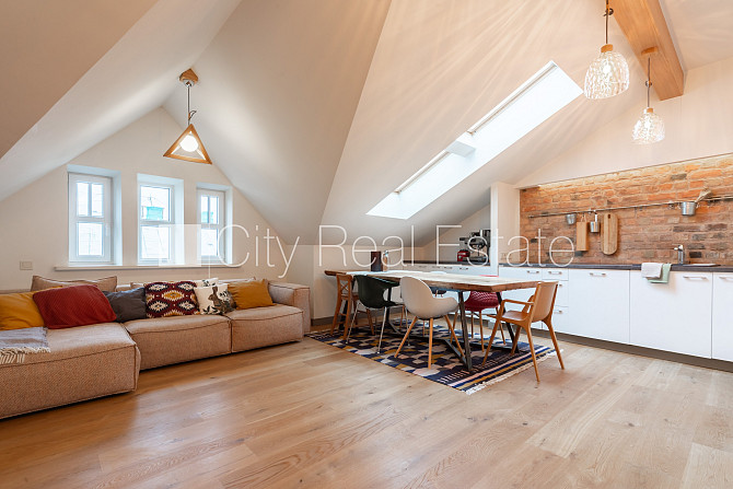 Teritorijas iebrauktuves vārti aprīkoti ar automatizētu atvēršanās un aizvēršanās Rīga - foto 1