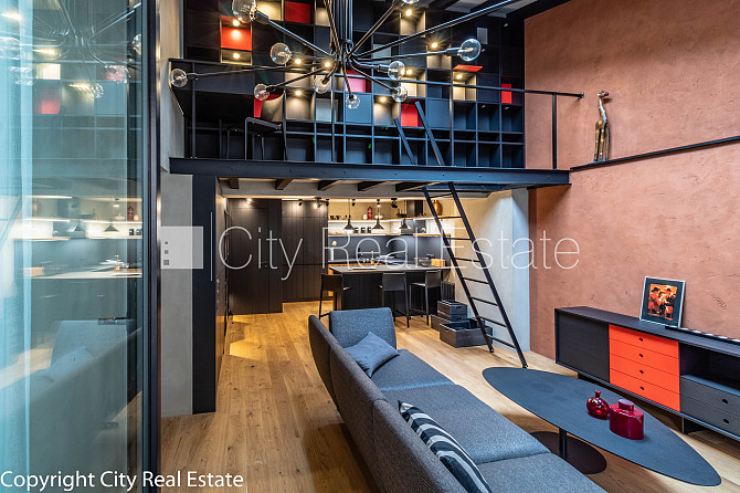 Pagalma māja, slēgts pagalms, vieta automašīnai, luksuss apartamenti , guļamistabu skaits 3 Rīga - foto 16