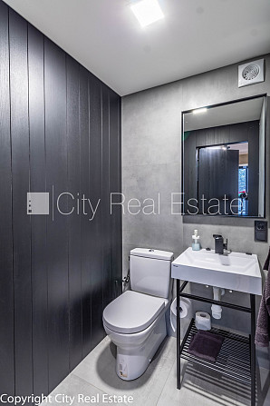 Pagalma māja, slēgts pagalms, vieta automašīnai, luksuss apartamenti , guļamistabu skaits 3 Rīga - foto 4