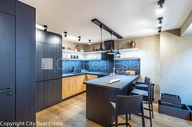 Pagalma māja, slēgts pagalms, vieta automašīnai, luksuss apartamenti , guļamistabu skaits 3 Rīga - foto 3