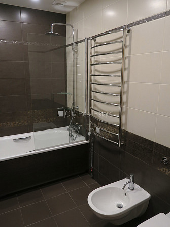 Projekts - Aleksandra Appartments, renovēta māja, slēgts pagalms, vieta automašīnai, luksuss Rīga - foto 9