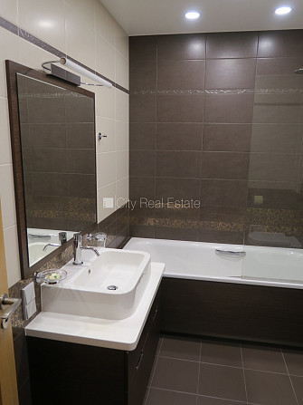 Projekts - Aleksandra Appartments, renovēta māja, slēgts pagalms, vieta automašīnai, luksuss Rīga - foto 8