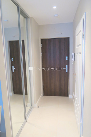 Новостройка, фасадный дом, благоустроенный озеленённый двор, закрытый двор, Рига - изображение 10