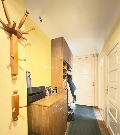 Fasādes māja, renovēta māja, labiekārtota apzaļumota teritorija, slēgts pagalms, ieeja no Rīga - foto 19