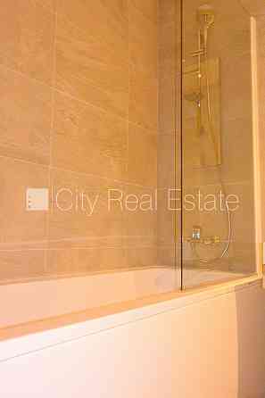 Лестничная клетка после косметического ремонта, количество спален 1 шт., Rīga