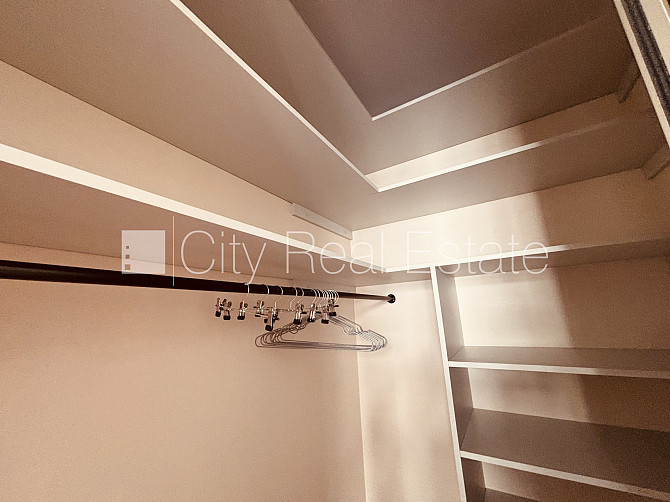 Zeme īpašumā, fasādes māja, slēgts pagalms, iežogota teritorija, slēgta teritorija, Rīga - foto 7