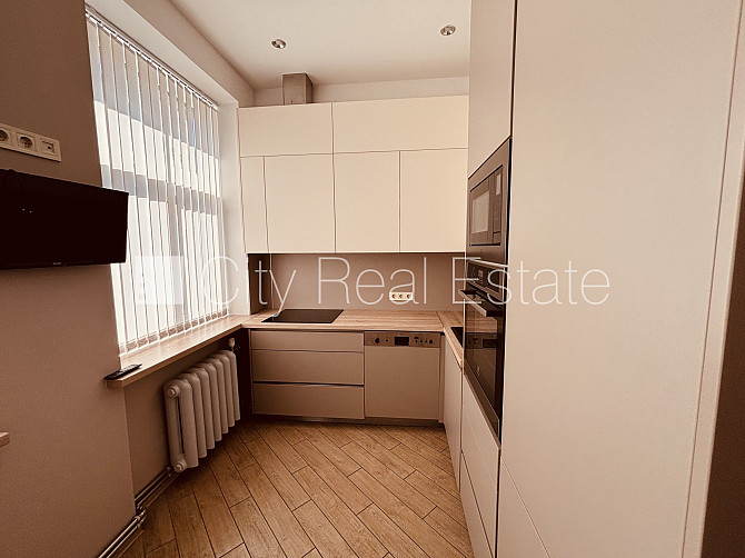 Zeme īpašumā, fasādes māja, slēgts pagalms, iežogota teritorija, slēgta teritorija, Rīga - foto 8