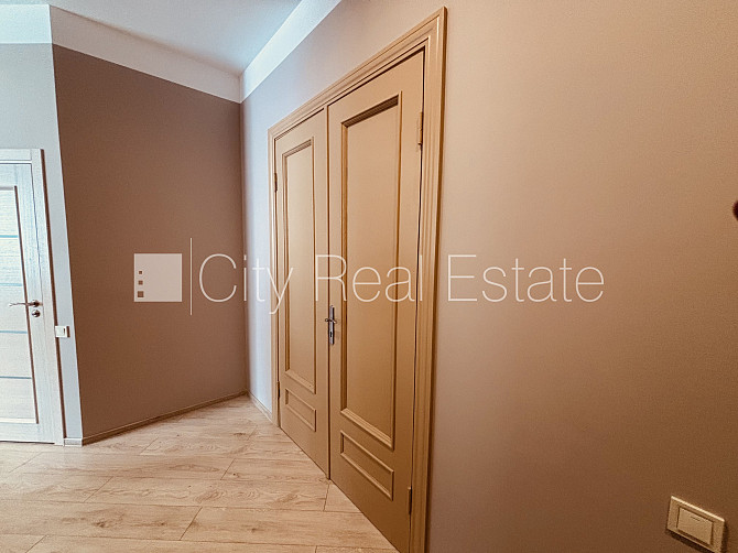 Zeme īpašumā, fasādes māja, slēgts pagalms, iežogota teritorija, slēgta teritorija, Rīga - foto 16