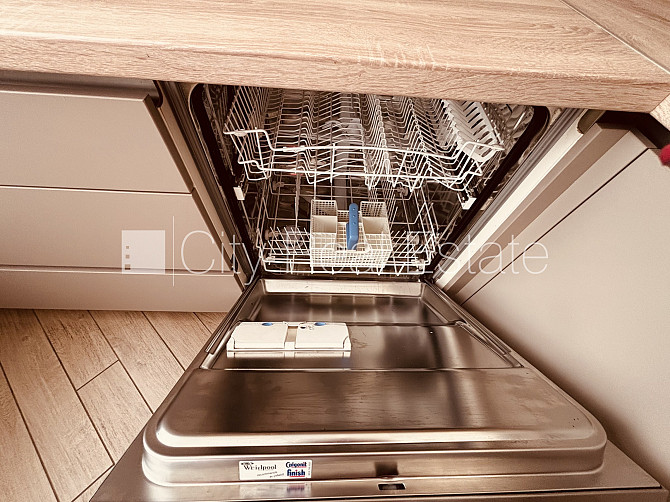 Zeme īpašumā, fasādes māja, slēgts pagalms, iežogota teritorija, slēgta teritorija, Rīga - foto 10