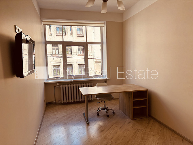 Zeme īpašumā, fasādes māja, slēgts pagalms, iežogota teritorija, slēgta teritorija, Rīga - foto 4