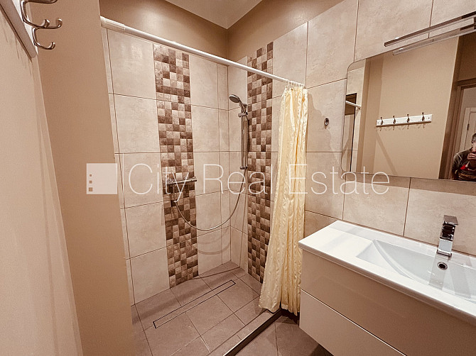 Zeme īpašumā, fasādes māja, slēgts pagalms, iežogota teritorija, slēgta teritorija, Rīga - foto 17