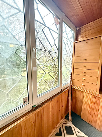 Pagalma māja, labiekārtota apzaļumota teritorija, vieta vairākām automašīnām, teritorijas Rīga - foto 8